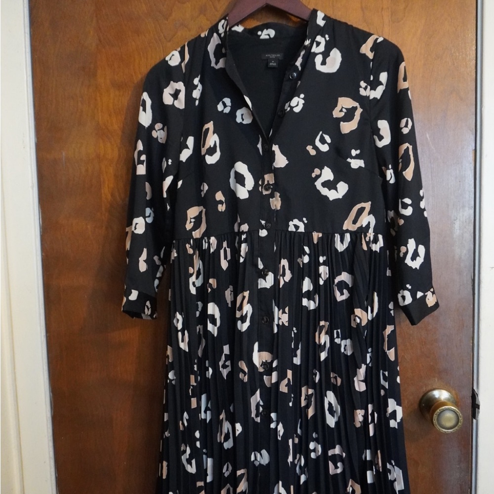 Ann Taylor Black and Cream Patterned Long Sleeve Dress